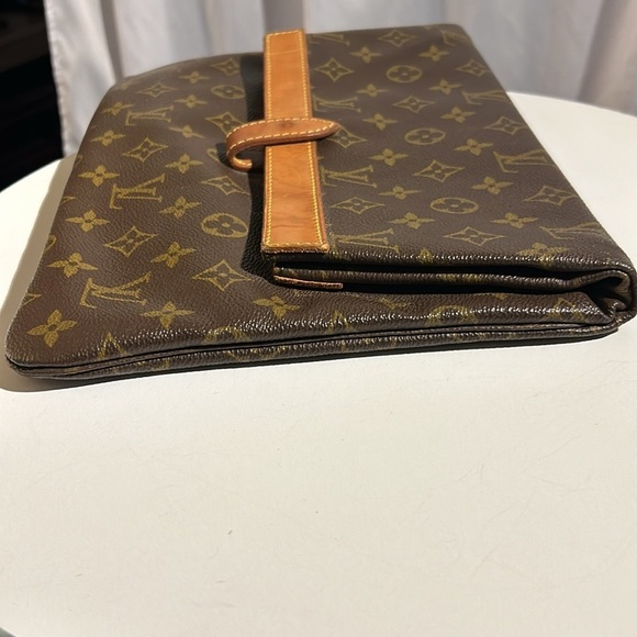 Vintage Louis Vuitton monogram Pochette Pliante clutch Circa 70s. - Picture 15 of 16
